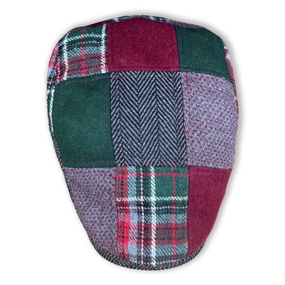 Boston Scally The SCROOGE Christmas Plaid One Panel Cap w/ Pin - M/L - Picture 10 of 14